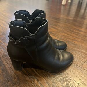 David Tate boots (womens 6.5)